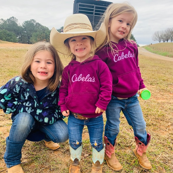 Meet your Posher, Danica - Picture 2 of 14